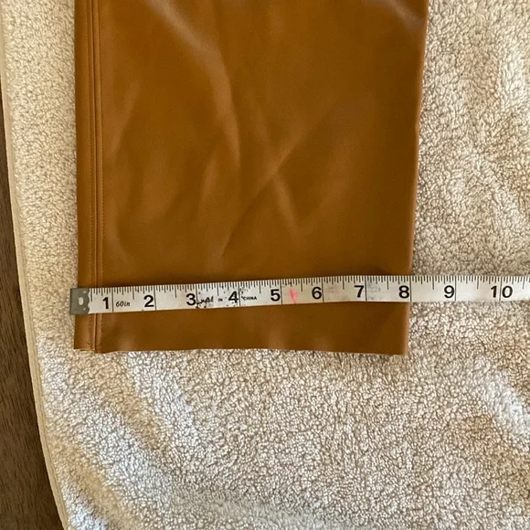 NWOT Zara fabulous faux leather camel color jogger trousers w/ great pockets - Picture 12 of 14